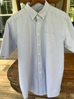 LL Bean Mens Shirt Short Sleeve Button Up Blue Excellent Condition Size 16.5 Reg